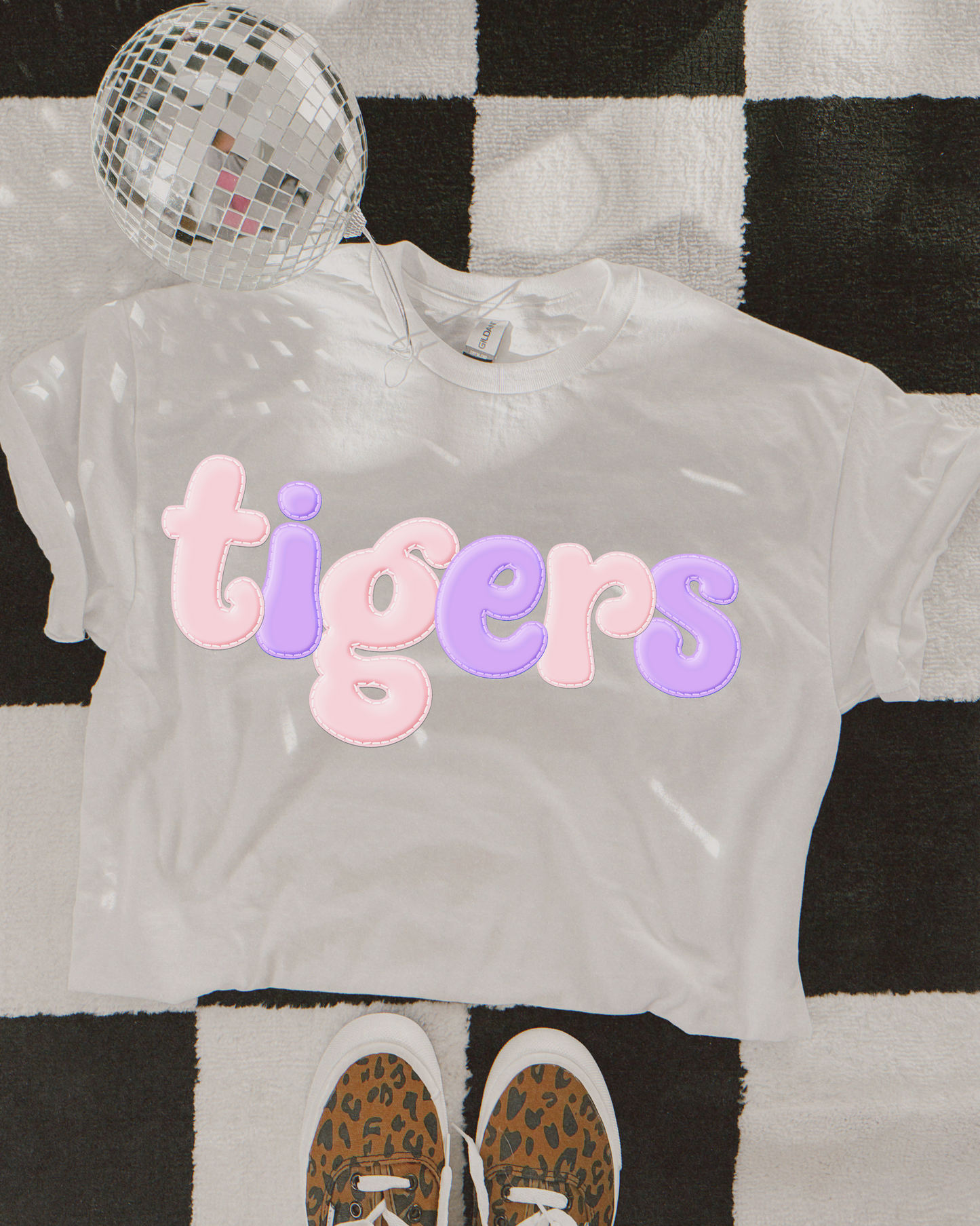 Tigers (pastel)