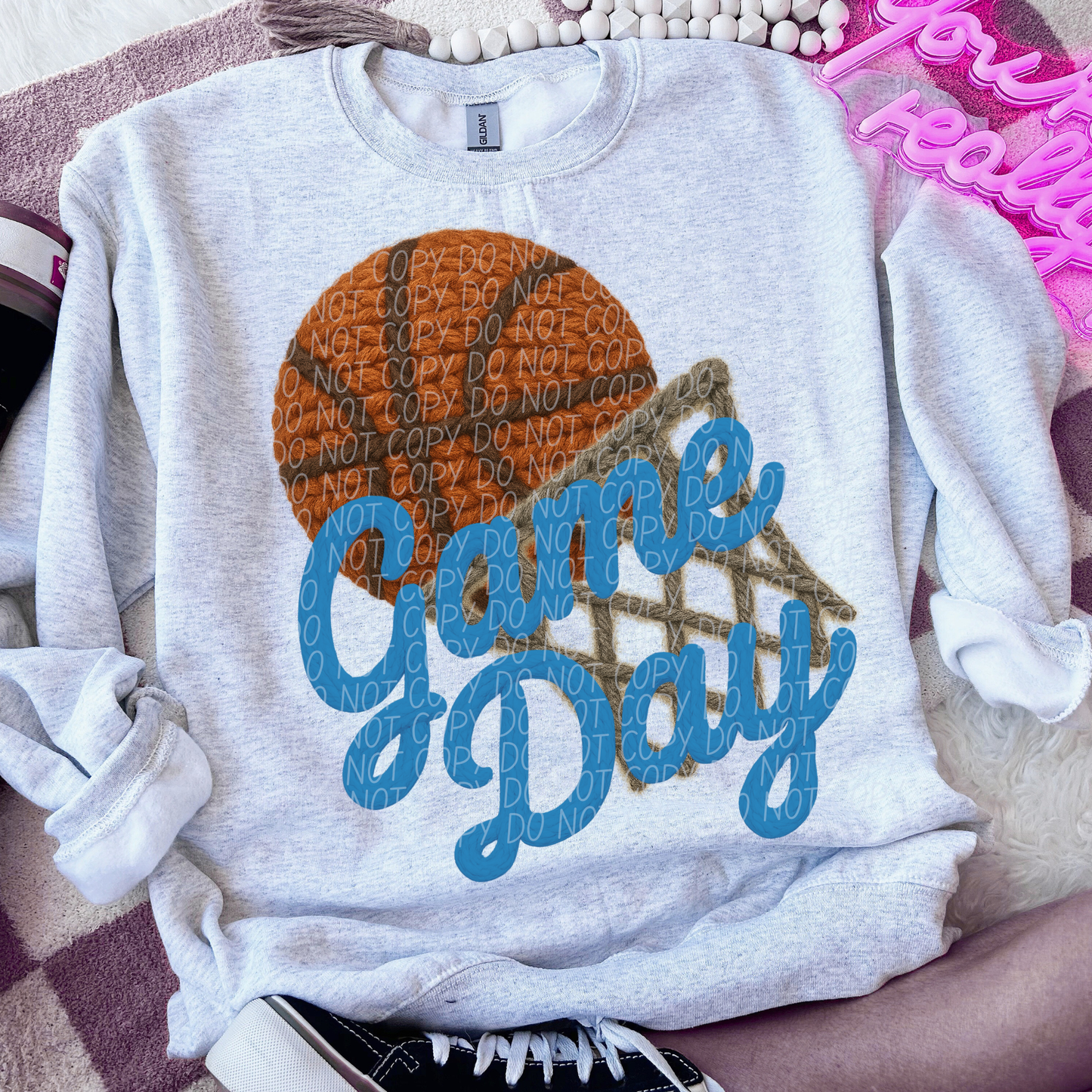 Faux yarn game day basketball (blue)