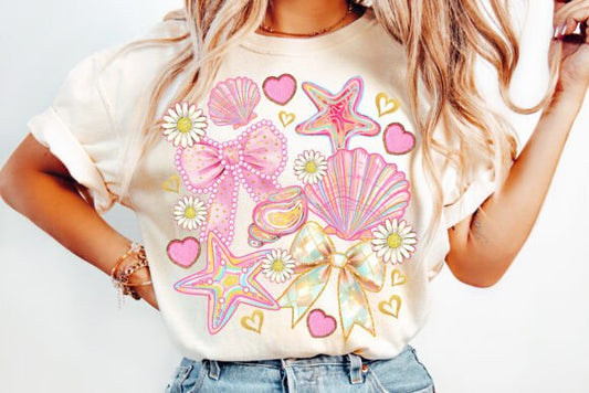 Coquette summer seashells