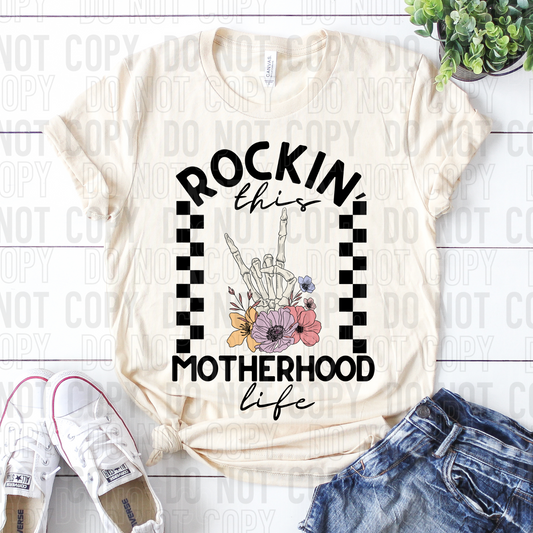 Rockin' this motherhood life