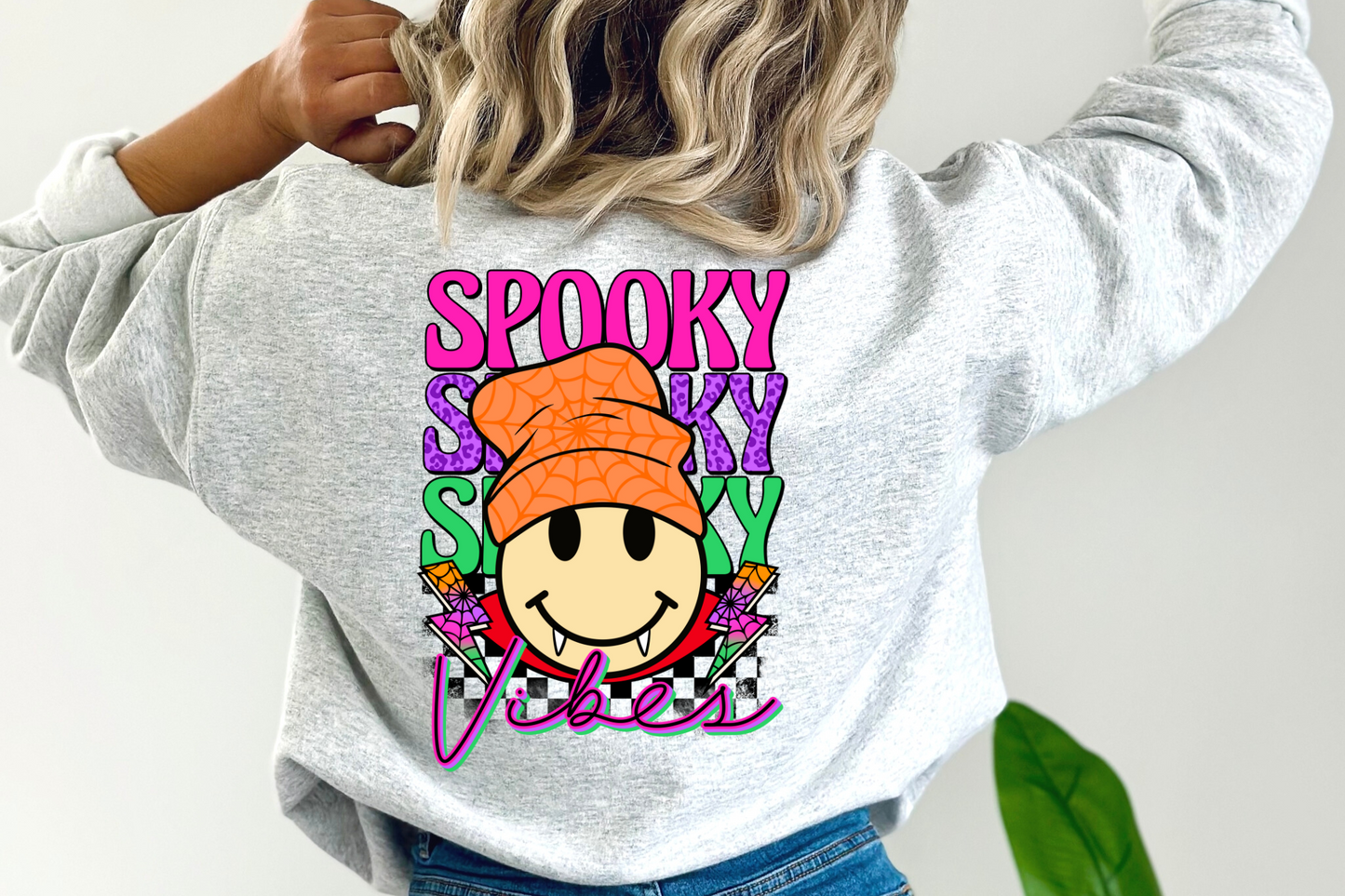 Vampire smiley spooky vibes